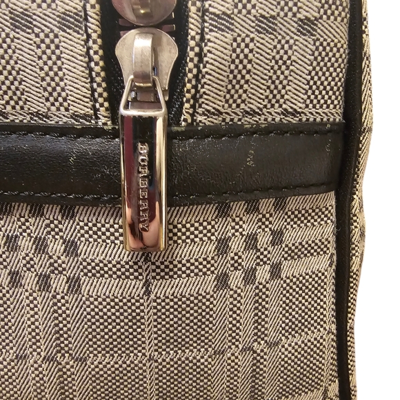 Burberry Grey Plaid Canvas Tote Bag w/ COA - Picture 7 of 15